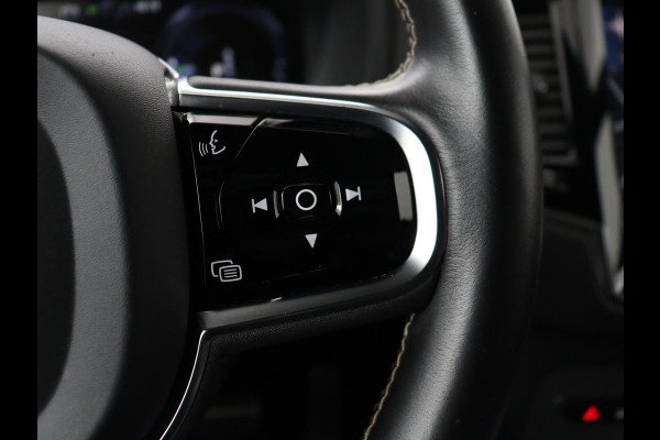 Volvo XC90 2.0 T8 AWD R-Design | Panoramadak | Stoelventilatie | Head-Up | Massage | 360 Camera | Leder | Adaptive cruise | Carplay | Harman/Kardon | Achterbankverwarming | Navigatie | PHEV | Plug In
