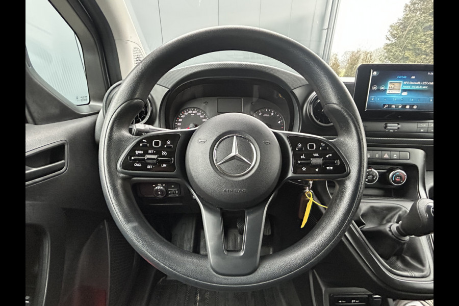 Mercedes-Benz Citan 110 CDI / L1H1 / 1e EIG. / 59.832 !! / AIRCO / CRUISE / NAVI / CAMERA / APPLE CARPLAY