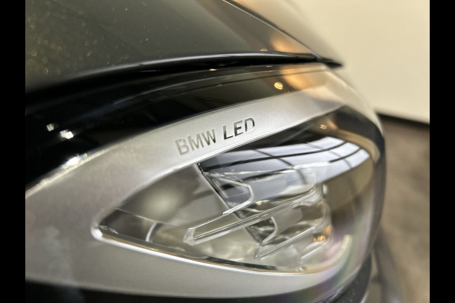 BMW i4 eDrive40 84 kWh | trekhaak | Leder interieur |