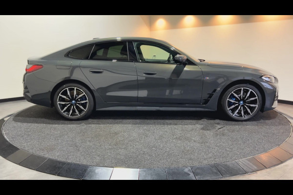 BMW i4 eDrive40 84 kWh | trekhaak | Leder interieur |
