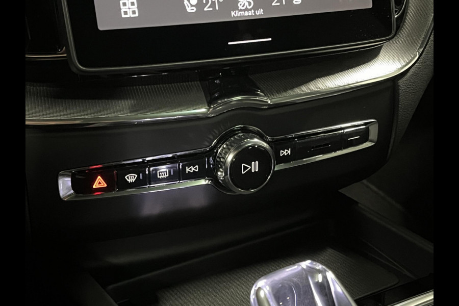 Volvo XC60 T8 PHEV AWD Ultra Black Edition *455PK* Bowers & Wilkins | Open dak | Massage | Stoel ventilatie | Stoel-/stuurverwarming | Head-up | 360 camera
