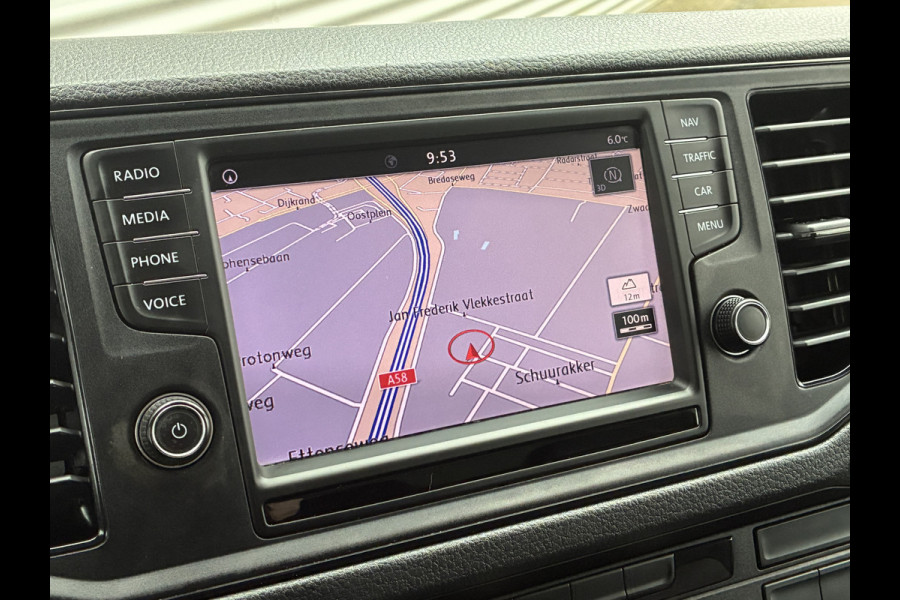 Volkswagen Crafter 2.0TDI 177PK Bakwagen Laadklep 750kg Lat om Lat Trekhaak Zijdeur Lederen bekleding Airco