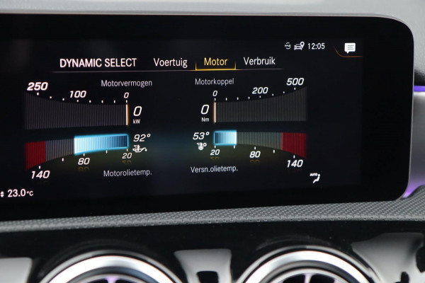 Mercedes-Benz A-Klasse AMG 35 4MATIC / PANO / CAMERA / DODEHOEK / CARPLAY / STOELVERW