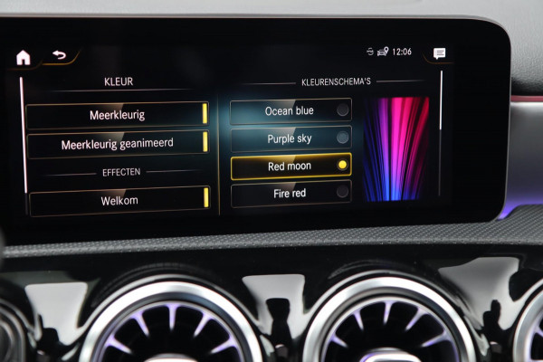 Mercedes-Benz A-Klasse AMG 35 4MATIC / PANO / CAMERA / DODEHOEK / CARPLAY / STOELVERW