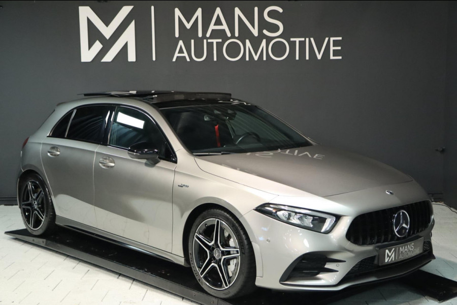 Mercedes-Benz A-Klasse AMG 35 4MATIC / PANO / CAMERA / DODEHOEK / CARPLAY / STOELVERW
