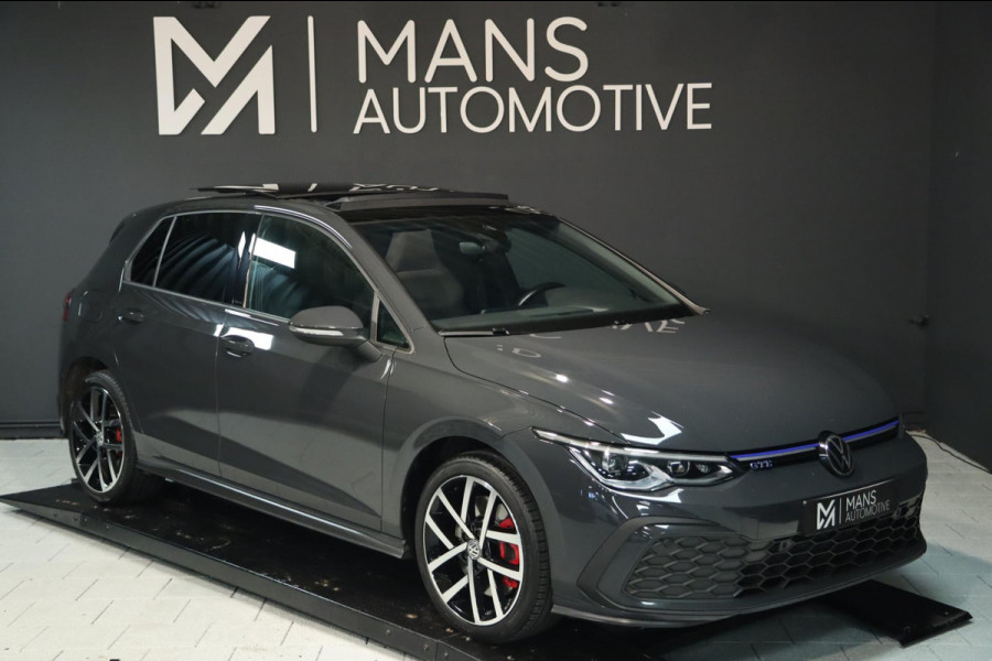 Volkswagen Golf 1.4 eHybrid GTE / PANO / ACC / KEYLESS / CAMERA / ALCANTARA