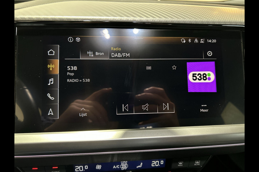 Audi Q4 e-tron 40 Launch edition 77 kWh | parkeer sensoren | schuifbaar dak |