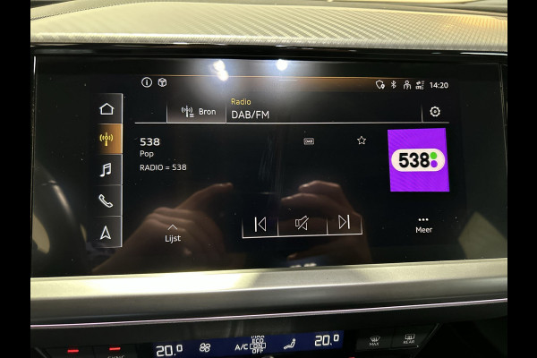 Audi Q4 e-tron 40 Launch edition 77 kWh | parkeer sensoren | schuifbaar dak |