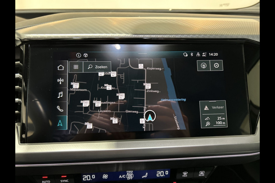 Audi Q4 e-tron 40 Launch edition 77 kWh | parkeer sensoren | schuifbaar dak |