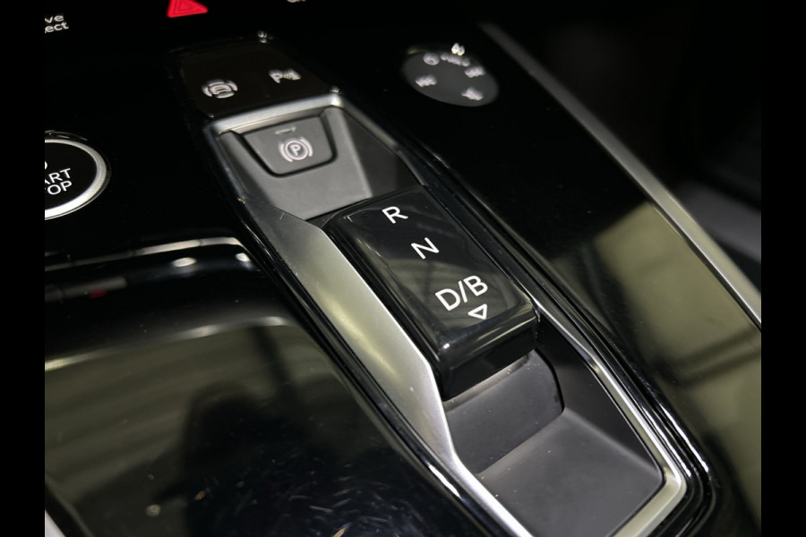 Audi Q4 e-tron 40 Launch edition 77 kWh | parkeer sensoren | schuifbaar dak |