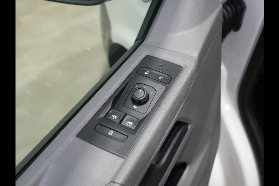 Volkswagen Transporter 2.0 TDI 110pk L1H1 Dubbele Cabine DC Navigatie via app Android/Carplay Airco DAB