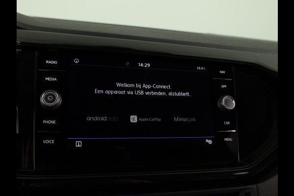 Volkswagen T-Cross 1.0 TSI Style 115 PK | Automaat (DSG) | Navigatie | Digitaal dashboard | 18 Inch