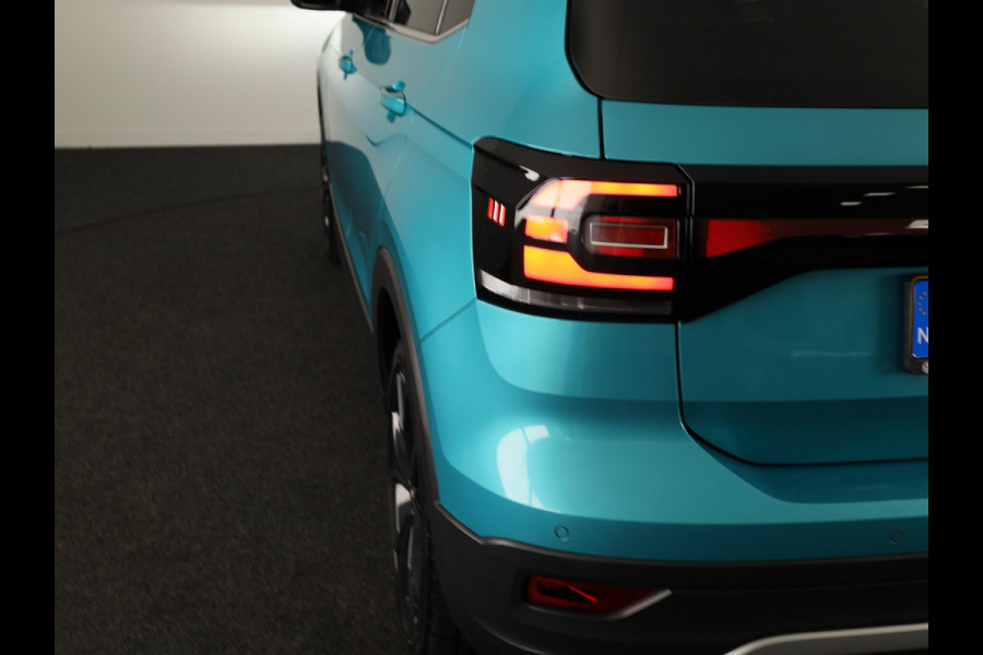 Volkswagen T-Cross 1.0 TSI Style 115 PK | Automaat (DSG) | Navigatie | Digitaal dashboard | 18 Inch
