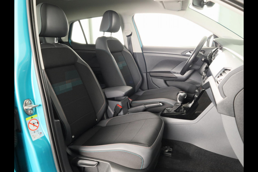 Volkswagen T-Cross 1.0 TSI Style 115 PK | Automaat (DSG) | Navigatie | Digitaal dashboard | 18 Inch