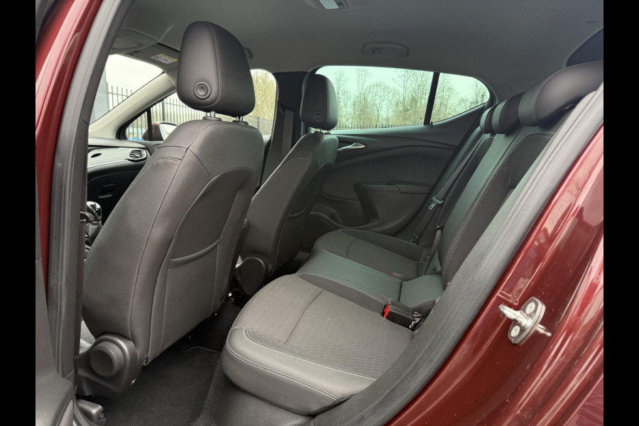 Opel Astra 1.0 Innovation 2e Eigenaar,Navi,Camera,Stuurverw,Stoelwerw,Dealer Onderhouden,Pdc V+A,Clima,Cruise,N.A.P,Weinig Km,Apk tot 05-2027