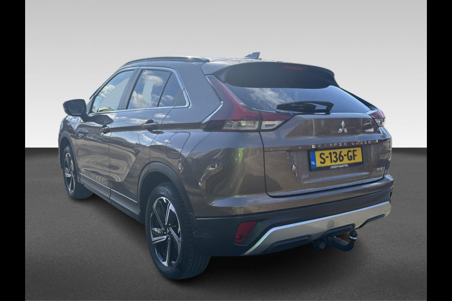 Mitsubishi Eclipse Cross 2.4 PHEV Special Edition | Heads-up display | TomTom icm Apple Carplay | trekhaak | All-seasons Fabrieksgarantie tot 2030!