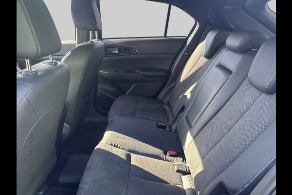 Mitsubishi Eclipse Cross 2.4 PHEV Special Edition | Heads-up display | TomTom icm Apple Carplay | trekhaak | All-seasons Fabrieksgarantie tot 2030!