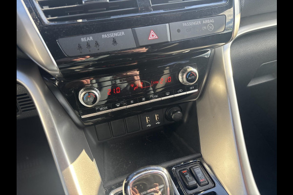 Mitsubishi Eclipse Cross 2.4 PHEV Special Edition | Heads-up display | TomTom icm Apple Carplay | trekhaak | All-seasons Fabrieksgarantie tot 2030!