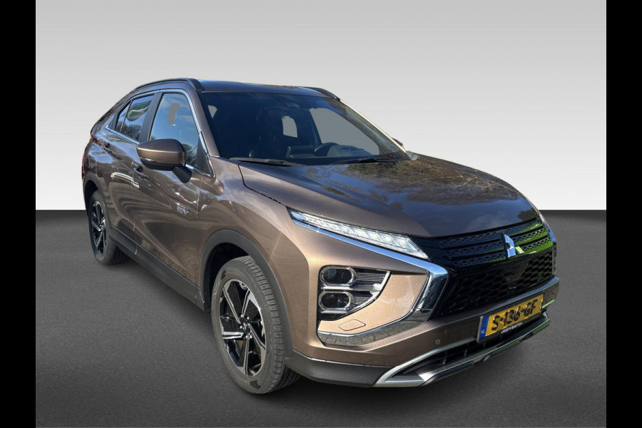 Mitsubishi Eclipse Cross 2.4 PHEV Special Edition | Heads-up display | TomTom icm Apple Carplay | trekhaak | All-seasons Fabrieksgarantie tot 2030!