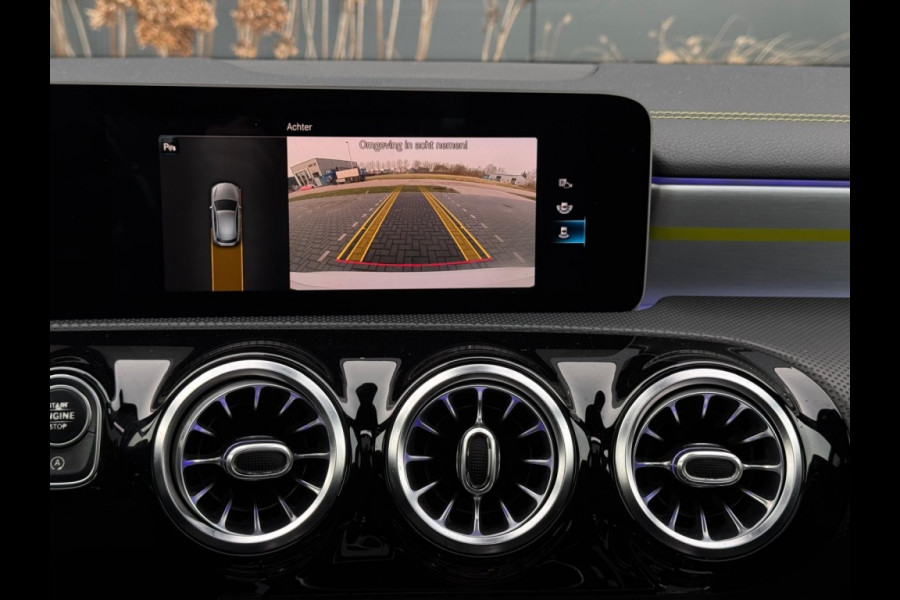 Mercedes-Benz A-Klasse 200 AMG EDITION 1 M2020 PANO NAVI LEDER LED SFEER CR CONTROL