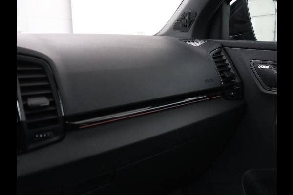 Škoda Karoq 1.5 TSI Sportline | Panoramadak | Stoelverwarming | Virtual Cockpit | Adaptive cruise | Canton Audio | Camera | File Assistent | Keyless | Side Assist | Full LED | Navigatie