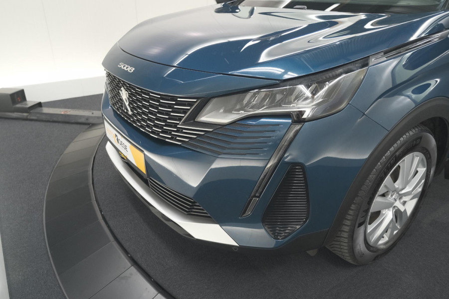 Peugeot 5008 PureTech 130 EAT8 Active Pack | 7 Zitplaatsen | Apple Carplay | Parkeersensoren | Navigatie