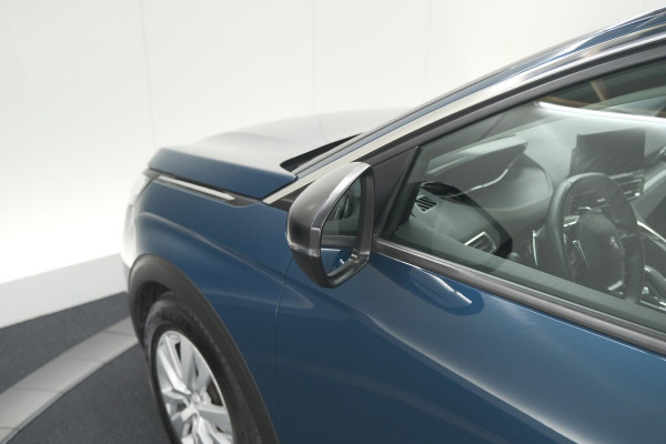 Peugeot 5008 PureTech 130 EAT8 Active Pack | 7 Zitplaatsen | Apple Carplay | Parkeersensoren | Navigatie