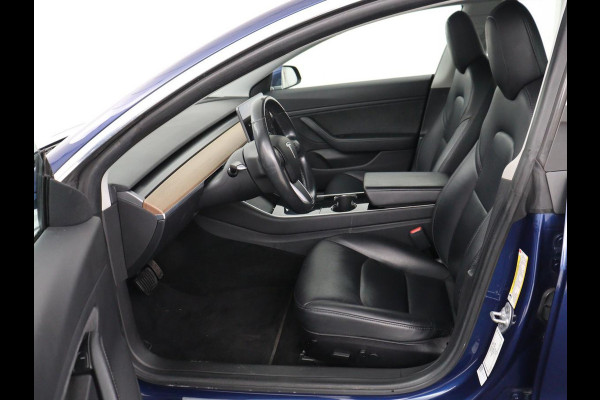 Tesla Model 3 Long Range RWD 75 kWh | SOH 100% | Panoramadak | Autopilot | Leder | Stoelverwarming | 360 Camera | Keyless | Full LED | Navigatie