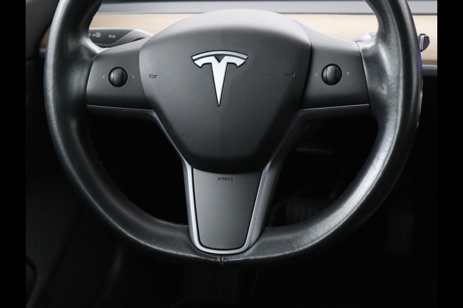 Tesla Model 3 Long Range RWD 75 kWh | SOH 100% | Panoramadak | Autopilot | Leder | Stoelverwarming | 360 Camera | Keyless | Full LED | Navigatie