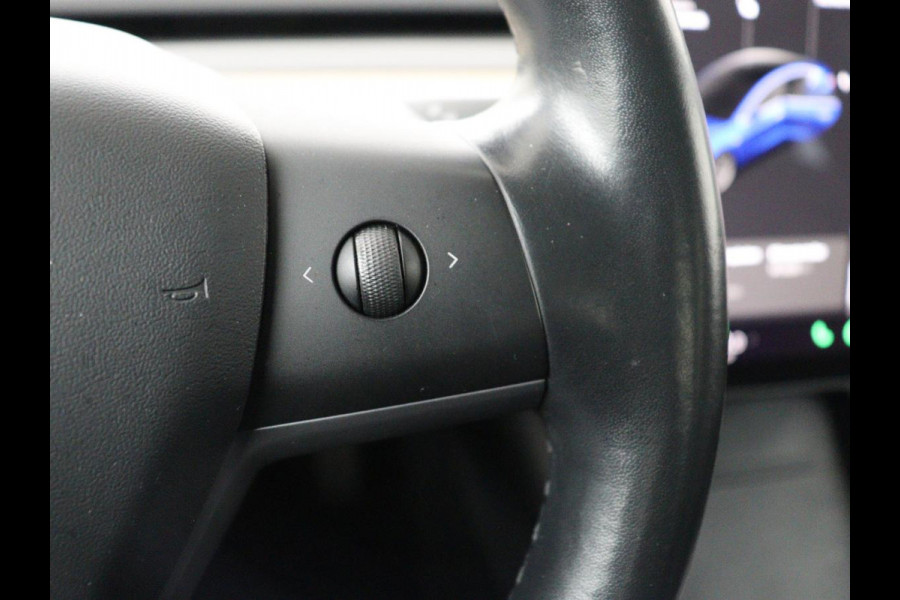 Tesla Model 3 Long Range RWD 75 kWh | SOH 100% | Panoramadak | Autopilot | Leder | Stoelverwarming | 360 Camera | Keyless | Full LED | Navigatie