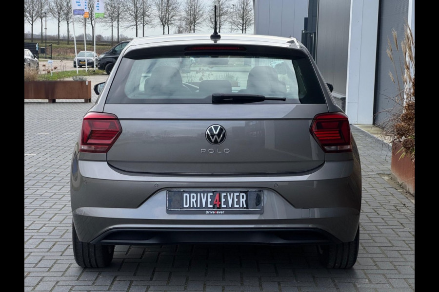 Volkswagen Polo 1.0 TSI Highline NAVI AIRCO SPORTVELGEN PDC ELEK PAKKET