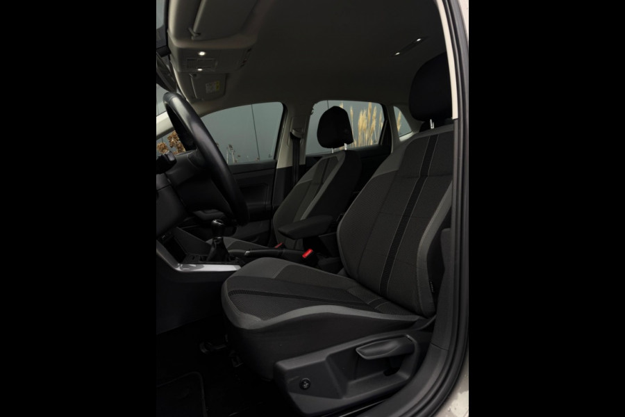 Volkswagen Polo 1.0 TSI Highline NAVI AIRCO SPORTVELGEN PDC ELEK PAKKET