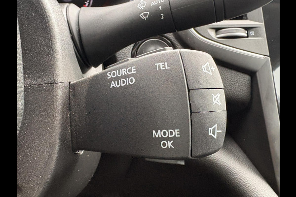 Renault Talisman 1.6 TCe Intens 150pk Automaat Trekhaak | 4Control | BOSE Audio | Dodehoeksensoren | Navigatie | Achteruitrijcamera | Full LED |