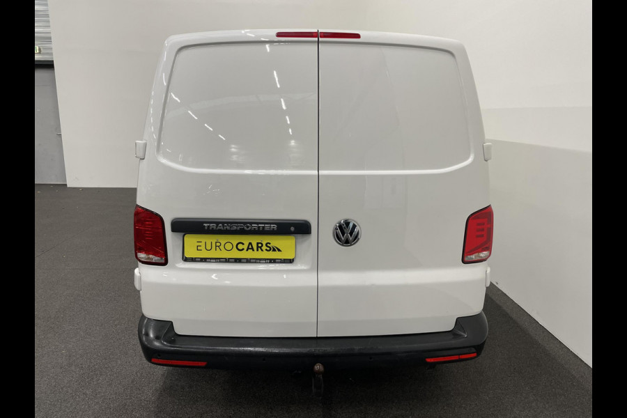 Volkswagen Transporter 2.0 TDI L2H1 Trendline Airco Cruise Control 2x schuifdeur Trekhaak Parkeersensoren