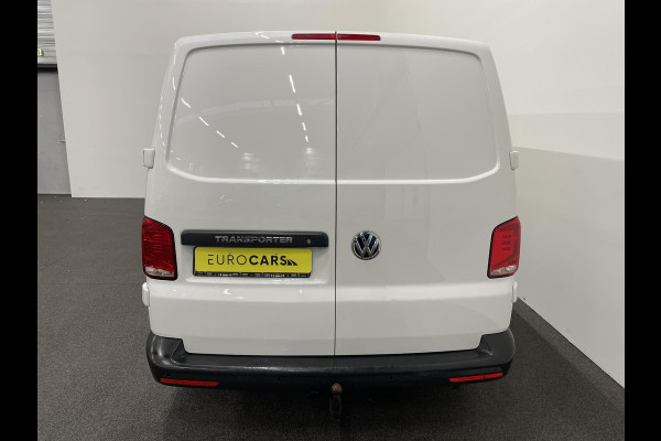 Volkswagen Transporter 2.0 TDI L2H1 Trendline Airco Cruise Control 2x schuifdeur Trekhaak Parkeersensoren