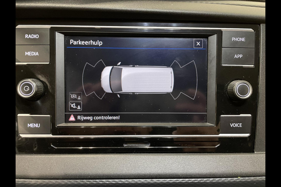 Volkswagen Transporter 2.0 TDI L2H1 Trendline Airco Cruise Control 2x schuifdeur Trekhaak Parkeersensoren