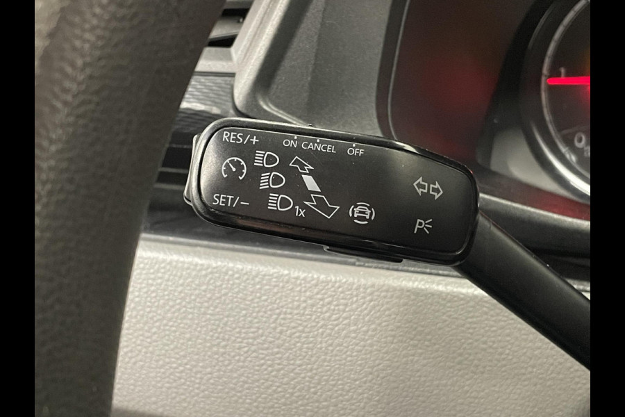 Volkswagen Transporter 2.0 TDI L2H1 Trendline Airco Cruise Control 2x schuifdeur Trekhaak Parkeersensoren