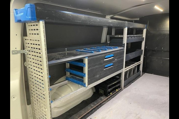 Volkswagen Transporter 2.0 TDI L2H1 Trendline Airco Cruise Control 2x schuifdeur Trekhaak Parkeersensoren