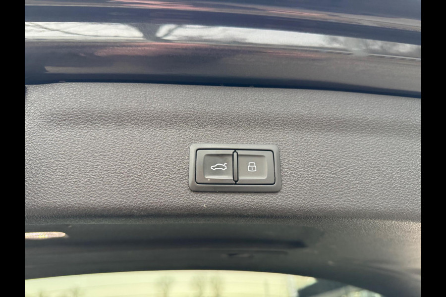 Audi A6 Avant 55 TFSI e quattro Competition 367 PK Pano Leder RS6 Velgen