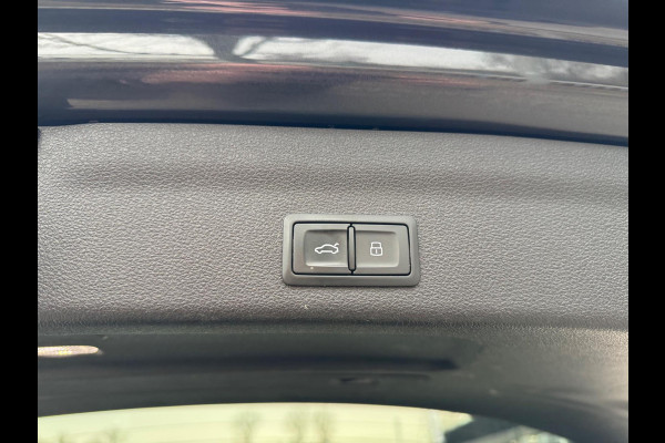 Audi A6 Avant 55 TFSI e quattro Competition 367 PK Pano Leder RS6 Velgen