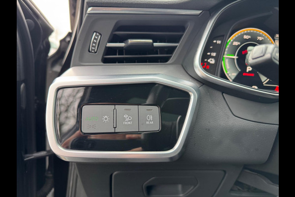 Audi A6 Avant 55 TFSI e quattro Competition 367 PK Pano Leder RS6 Velgen