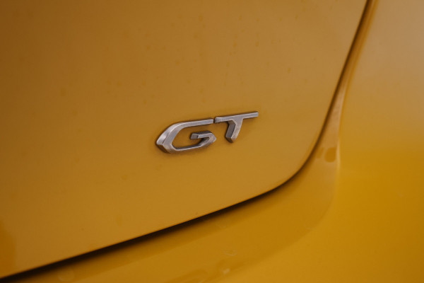 Peugeot 208 1.2 PureTech GT Pack Digital dash, Panorama, GT line, Airco,