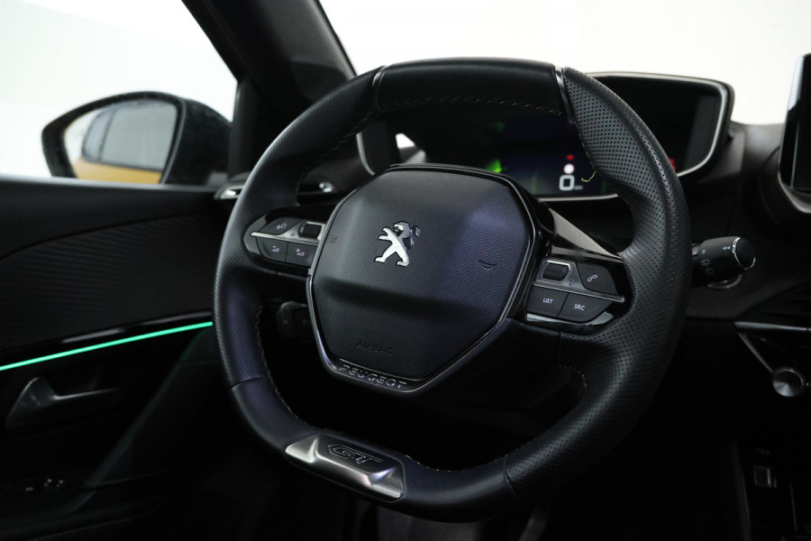 Peugeot 208 1.2 PureTech GT Pack Digital dash, Panorama, GT line, Airco,