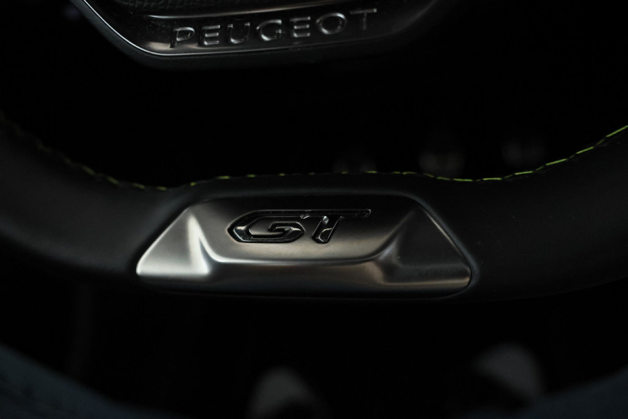 Peugeot 208 1.2 PureTech GT Pack Digital dash, Panorama, GT line, Airco,