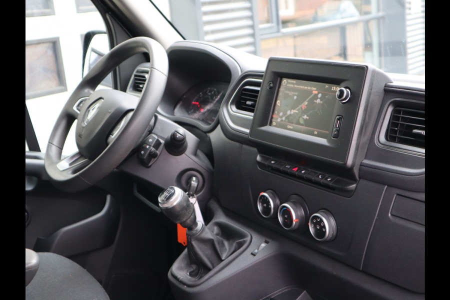Renault Master 2.3 dCi 136pk Euro 6 L1H1 Imperiaal - Trekhaak - Camera - Navi