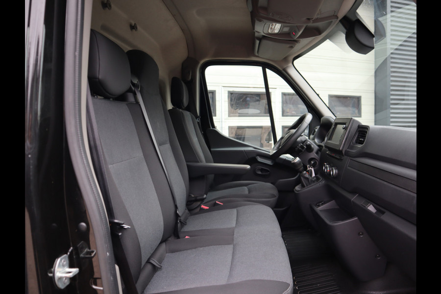 Renault Master 2.3 dCi 136pk Euro 6 L1H1 Imperiaal - Trekhaak - Camera - Navi