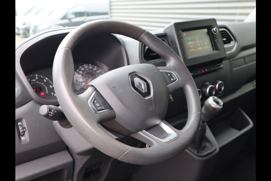 Renault Master 2.3 dCi 136pk Euro 6 L1H1 Imperiaal - Trekhaak - Camera - Navi