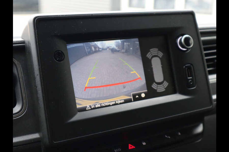 Renault Master 2.3 dCi 136pk Euro 6 L1H1 Imperiaal - Trekhaak - Camera - Navi