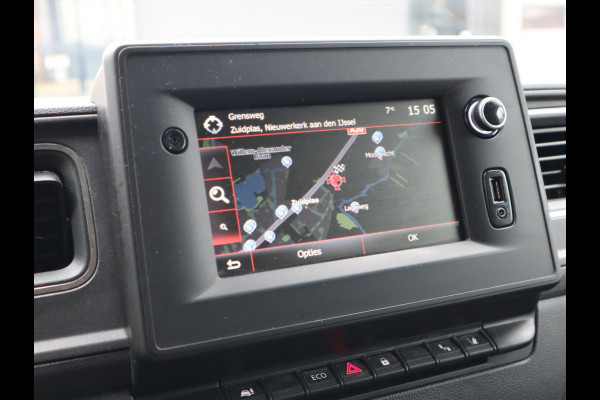 Renault Master 2.3 dCi 136pk Euro 6 L1H1 Imperiaal - Trekhaak - Camera - Navi