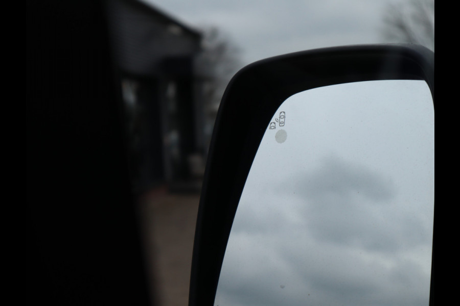 Renault Master 2.3 dCi 136pk Euro 6 L1H1 Imperiaal - Trekhaak - Camera - Navi